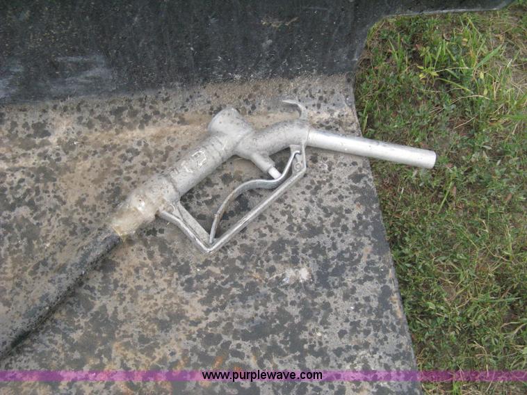 image for item AS9060 DeeZee axillary fuel tank