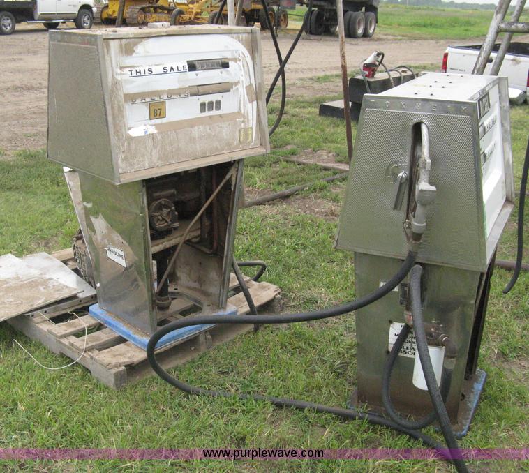 image for item AS9062 (2) fuel pumps