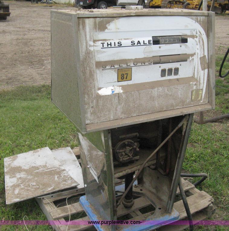 image for item AS9062 (2) fuel pumps