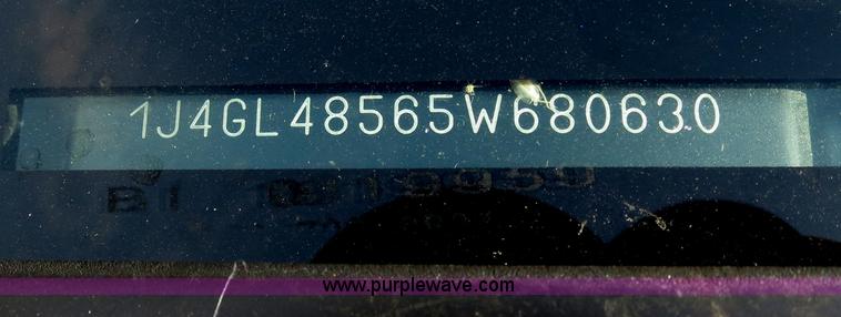 image for item B4923 2005 Jeep Liberty Trail Edition SUV