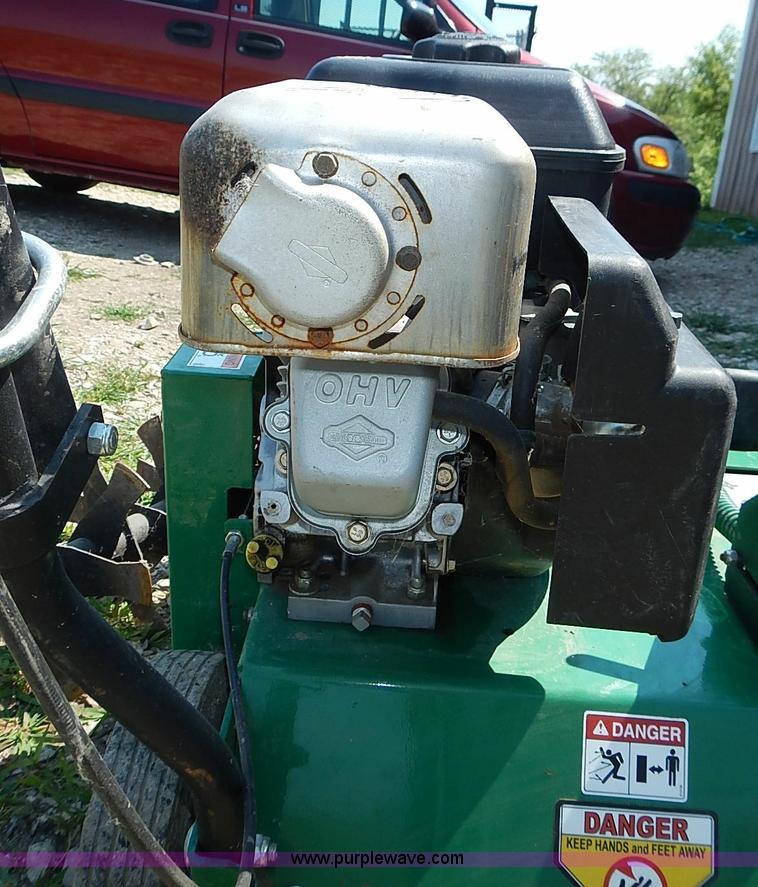 image for item BB9875 Assorted lawn and garden equipment