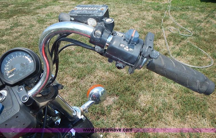 image for item BB9881 1983 Yamaha Maxim 650 motorcycle