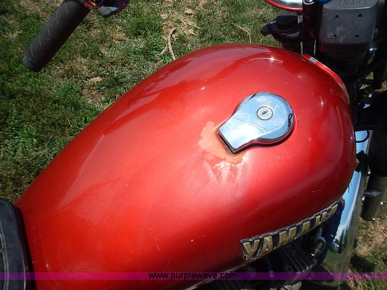 image for item BB9881 1983 Yamaha Maxim 650 motorcycle