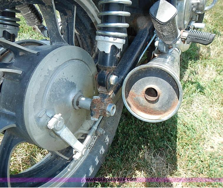 image for item BB9881 1983 Yamaha Maxim 650 motorcycle