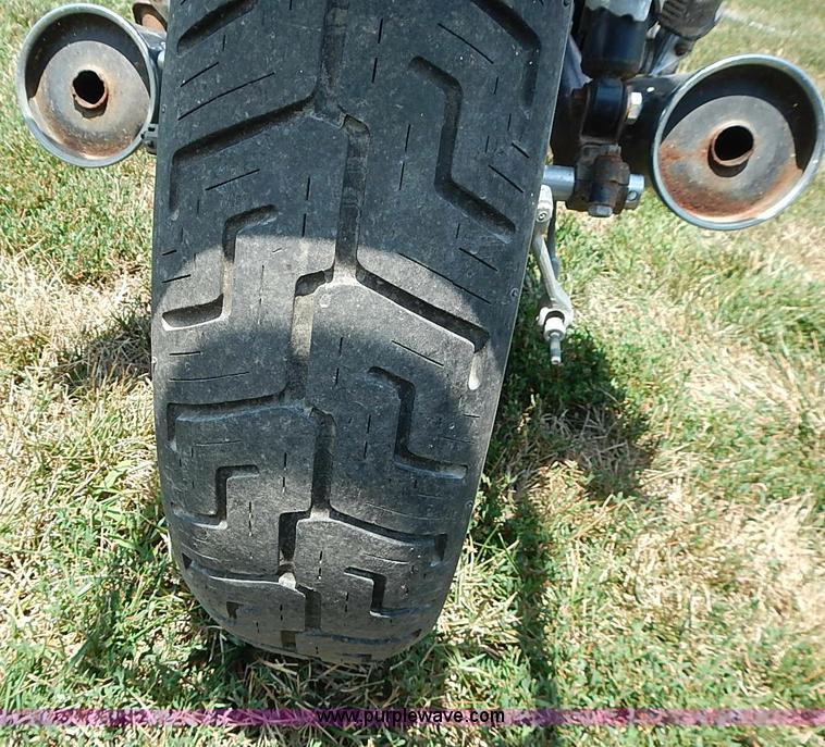 image for item BB9881 1983 Yamaha Maxim 650 motorcycle