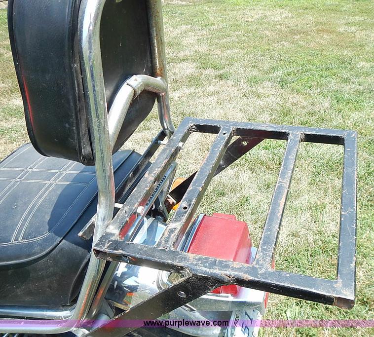 image for item BB9881 1983 Yamaha Maxim 650 motorcycle