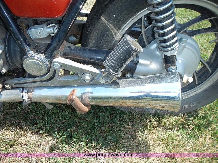 image for item BB9881 1983 Yamaha Maxim 650 motorcycle