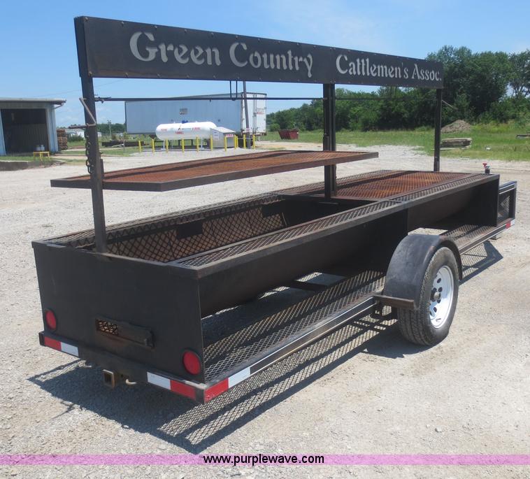 image for item D2106 BBQ grill on trailer