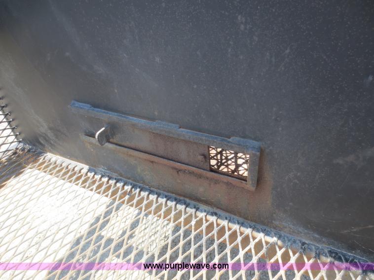 image for item D2106 BBQ grill on trailer