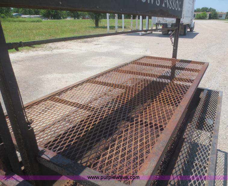 image for item D2106 BBQ grill on trailer