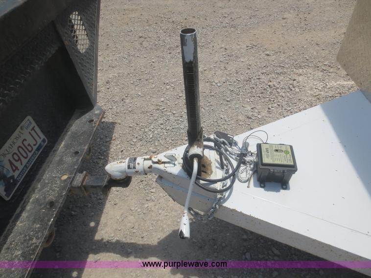 image for item D2108 2006 W-W enclosed trailer