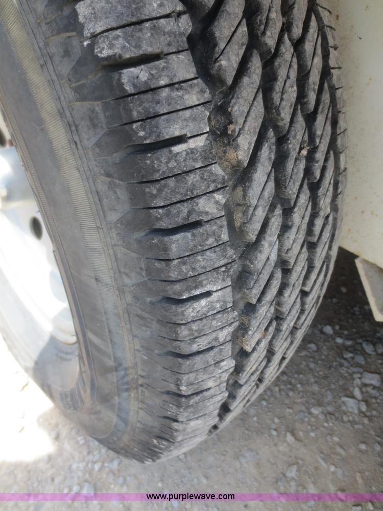 image for item D2108 2006 W-W enclosed trailer