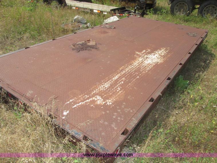 image for item F7429 Omaha Standard 16' truck bed with hoist