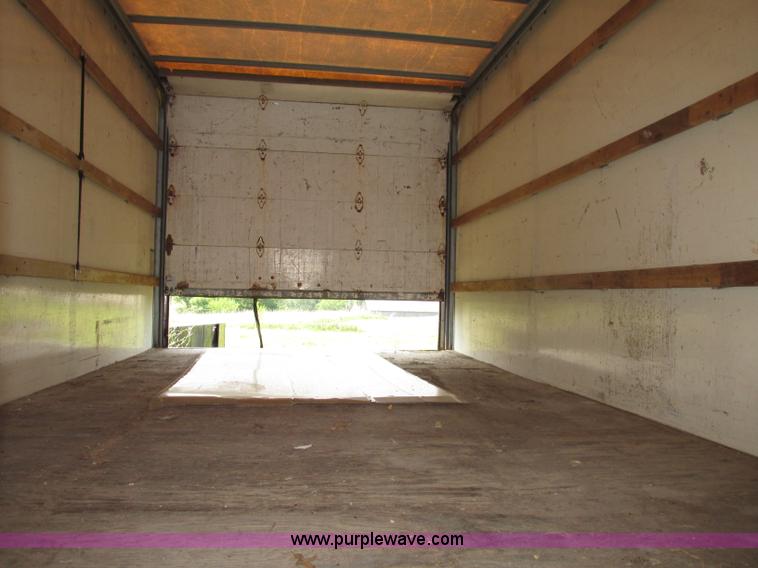 image for item F7430 1995 Ford Econoline E350 box truck