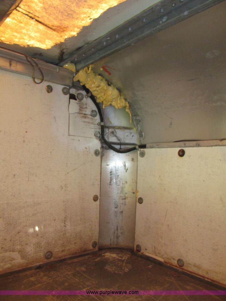 image for item F7430 1995 Ford Econoline E350 box truck