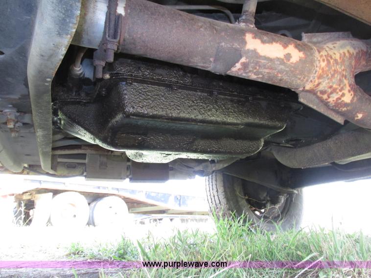 image for item F7430 1995 Ford Econoline E350 box truck