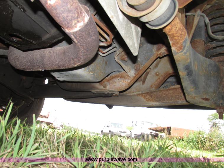 image for item F7430 1995 Ford Econoline E350 box truck