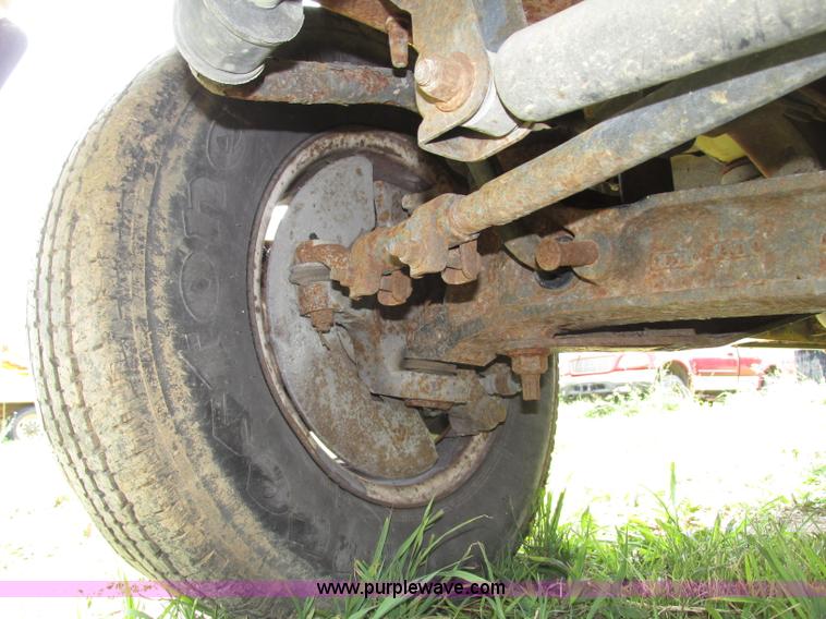 image for item F7430 1995 Ford Econoline E350 box truck