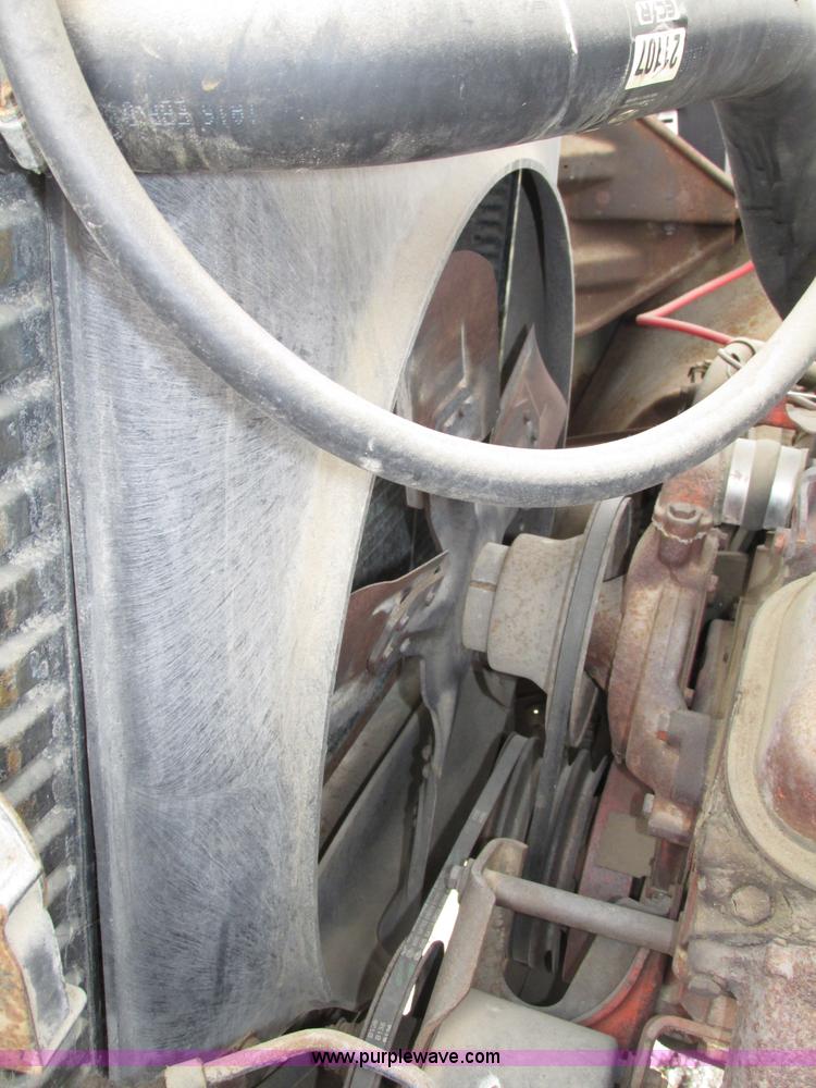 image for item F7432 1976 GMC C6500 dump truck