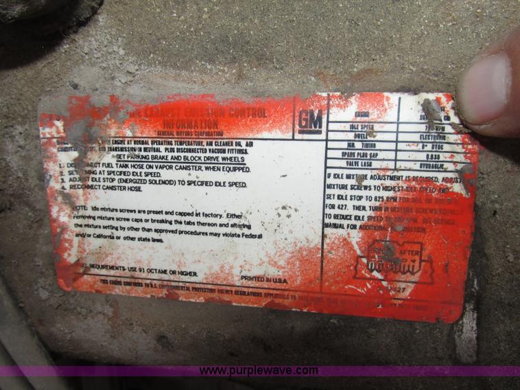 image for item F7432 1976 GMC C6500 dump truck