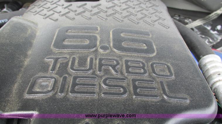 image for item G9276 2002 Chevrolet Silverado 2500HD Ext. Cab pickup truck