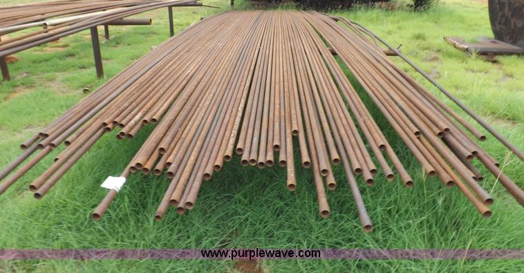 image for item H1752 Approximately 100 pipes