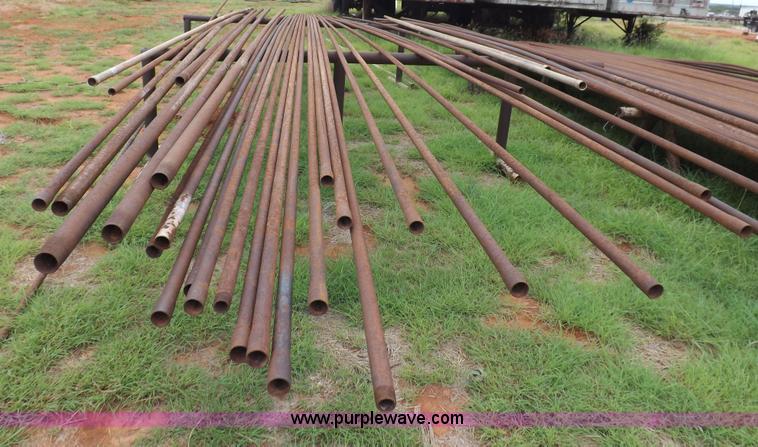 image for item H1752 Approximately 100 pipes