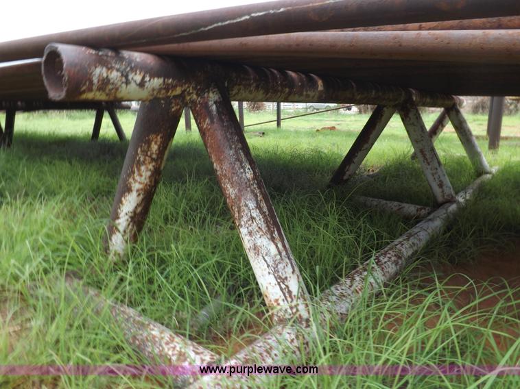 image for item H1752 Approximately 100 pipes