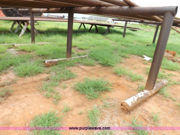 image for item H1752 Approximately 100 pipes