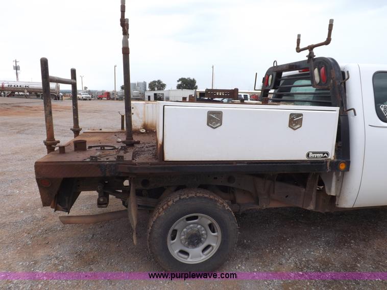 image for item H1754 2011 Chevrolet Silverado 2500HD Ext. Cab flatbed truck