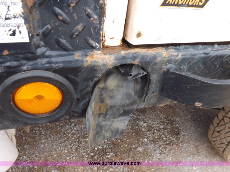 image for item H1754 2011 Chevrolet Silverado 2500HD Ext. Cab flatbed truck