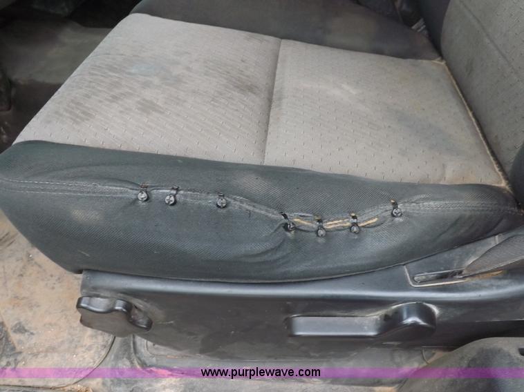 image for item H1757 2009 Chevrolet Silverado 2500HD Ext. Cab flatbed truck