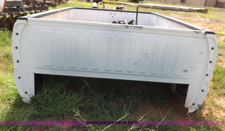 image for item H1765 Chevrolet Silverado 3500 truck bed