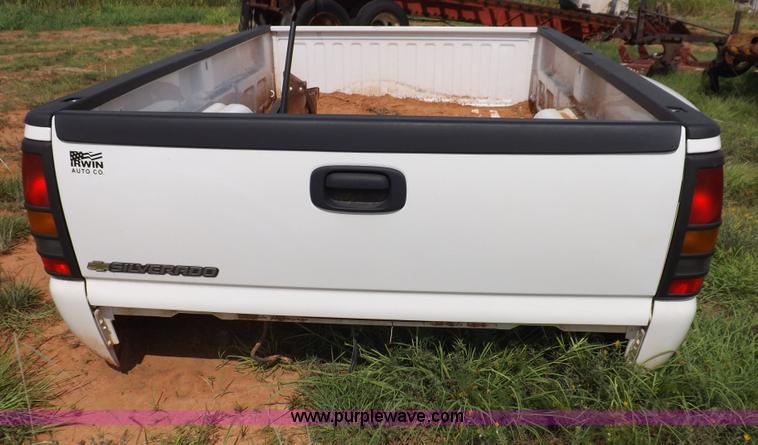 image for item H1765 Chevrolet Silverado 3500 truck bed