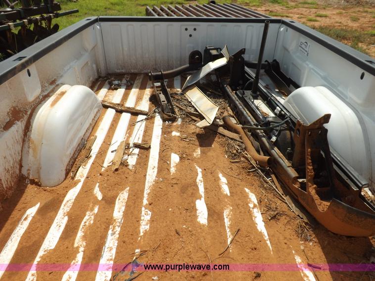 image for item H1765 Chevrolet Silverado 3500 truck bed