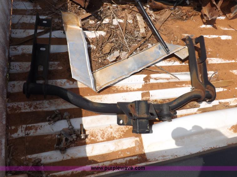 image for item H1765 Chevrolet Silverado 3500 truck bed