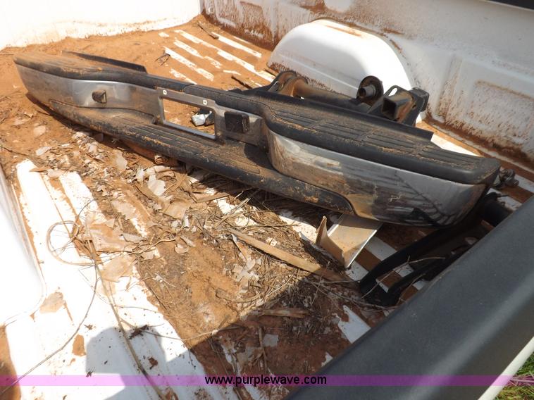 image for item H1765 Chevrolet Silverado 3500 truck bed