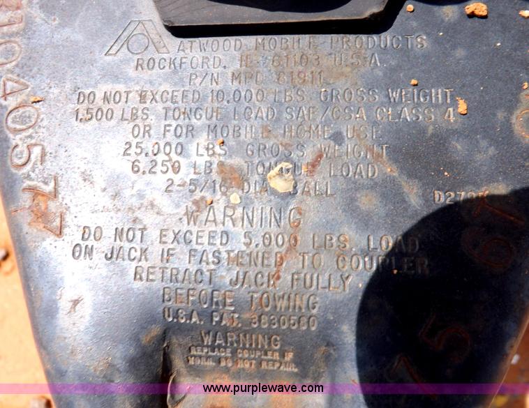 image for item H1789 2006 Gulfstream Cavalier camper