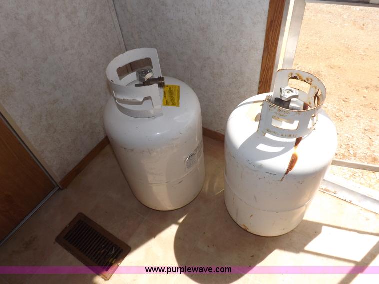 image for item H1789 2006 Gulfstream Cavalier camper