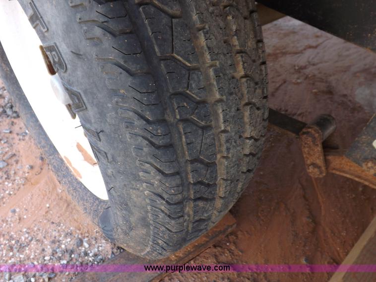 image for item H1789 2006 Gulfstream Cavalier camper