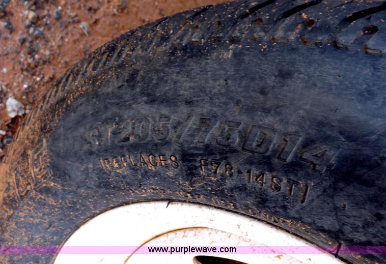 image for item H1789 2006 Gulfstream Cavalier camper