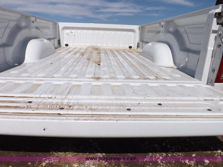 image for item H1840 2005 Dodge pickup bed