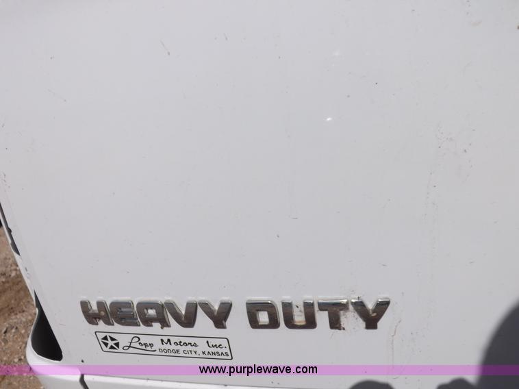 image for item H1840 2005 Dodge pickup bed