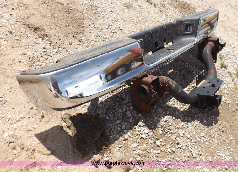 image for item H1840 2005 Dodge pickup bed