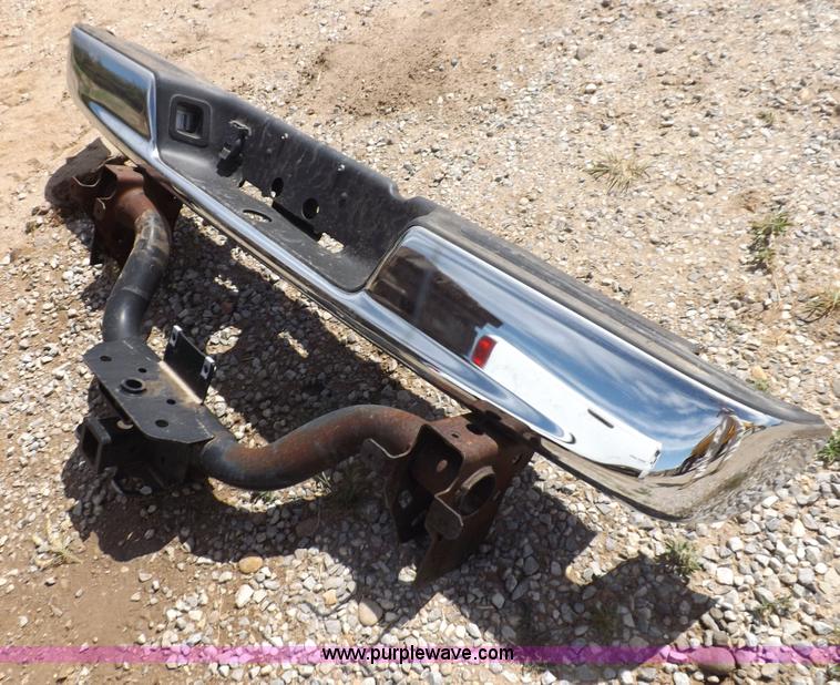 image for item H1840 2005 Dodge pickup bed