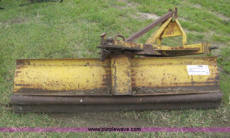 image for item H5324 Three point scraper blade