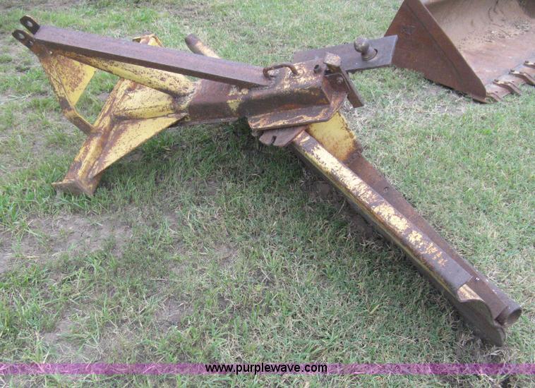 image for item H5324 Three point scraper blade