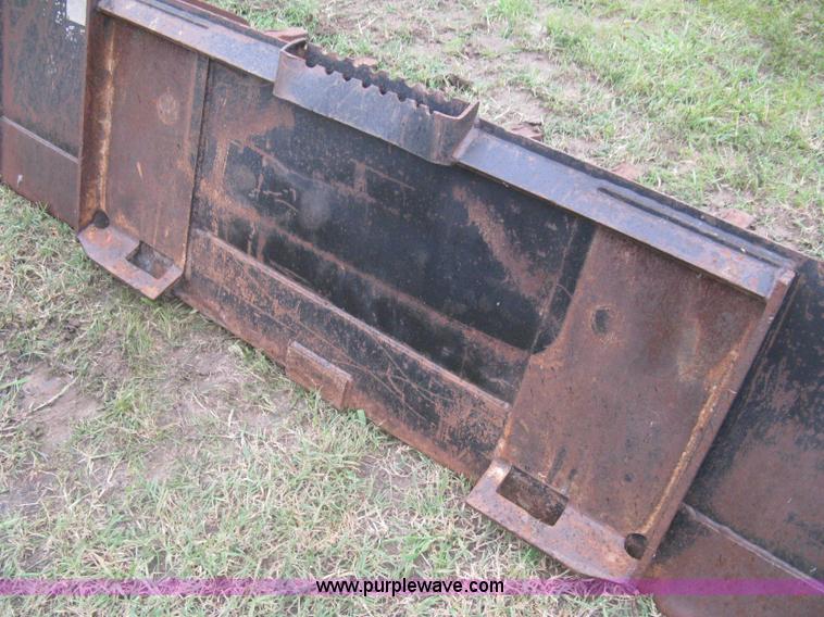 image for item H5325 Caterpillar skid steer bucket