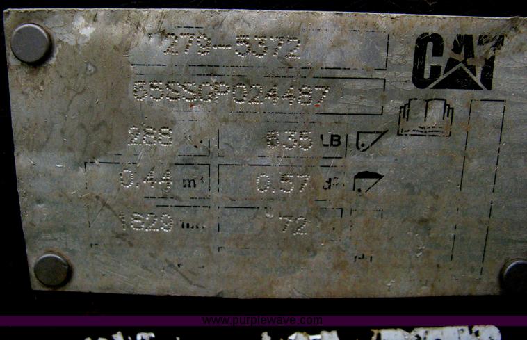 image for item H5325 Caterpillar skid steer bucket