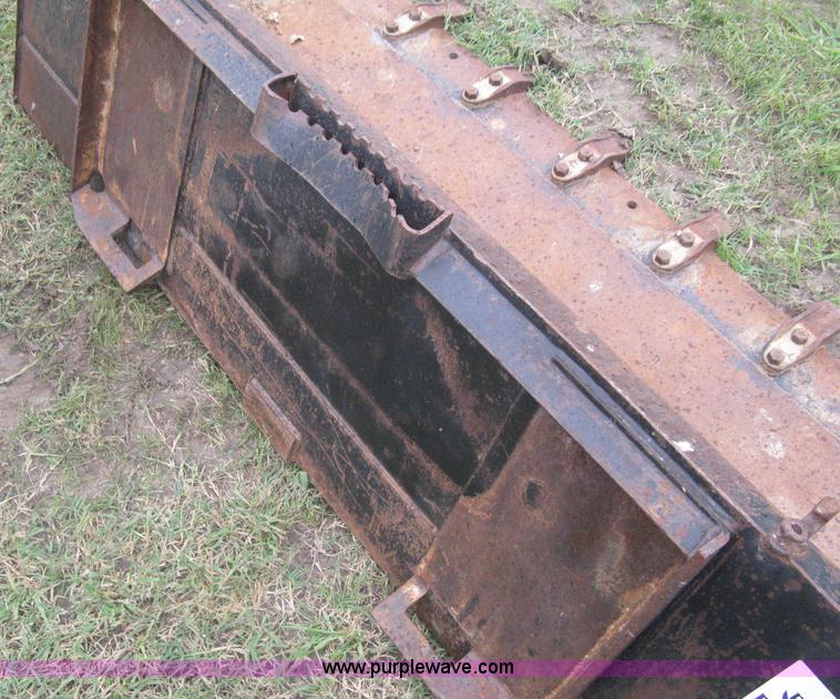 image for item H5325 Caterpillar skid steer bucket